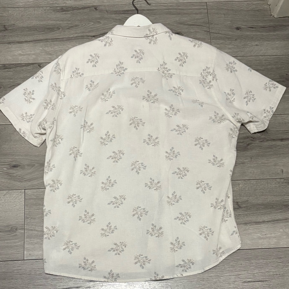 RVCA White Floral Casual Button Down Shirt - Picture 2 of 4